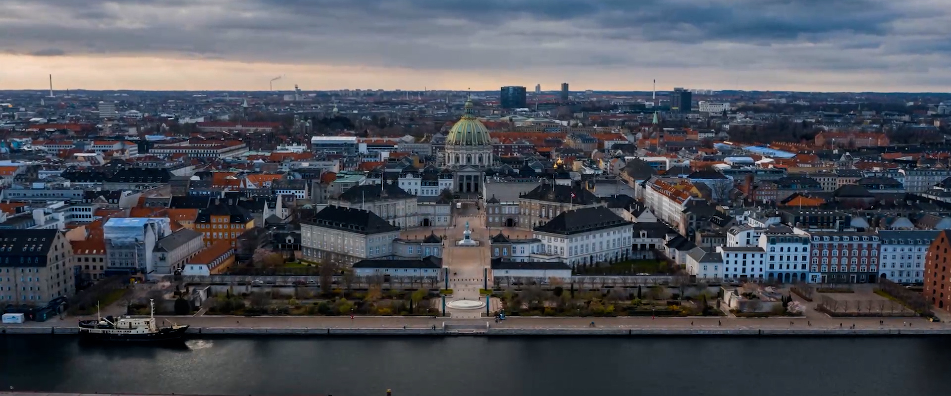 tech-mahindra-is-a-platinum-sponsor-at-tm-forum-dtw-ignite-2025-banner